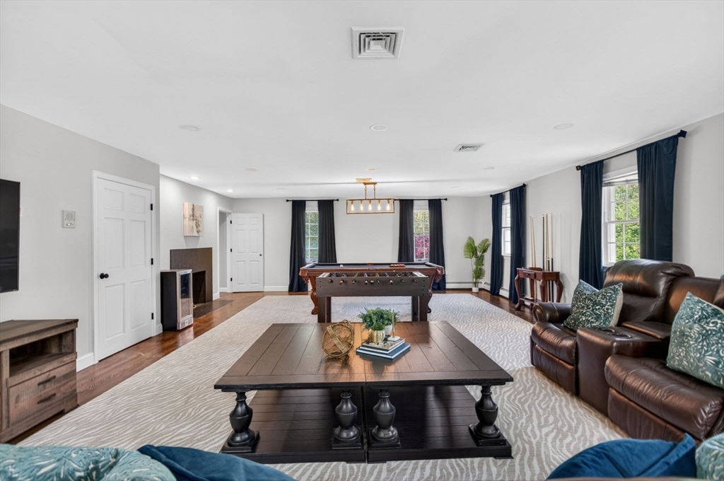 45 Sugarcane Ln, North Andover, MA Photo #39