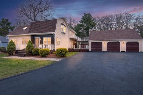 Photo of 17 Weaver St, Wareham, MA 02576 (MLS # 73504189)