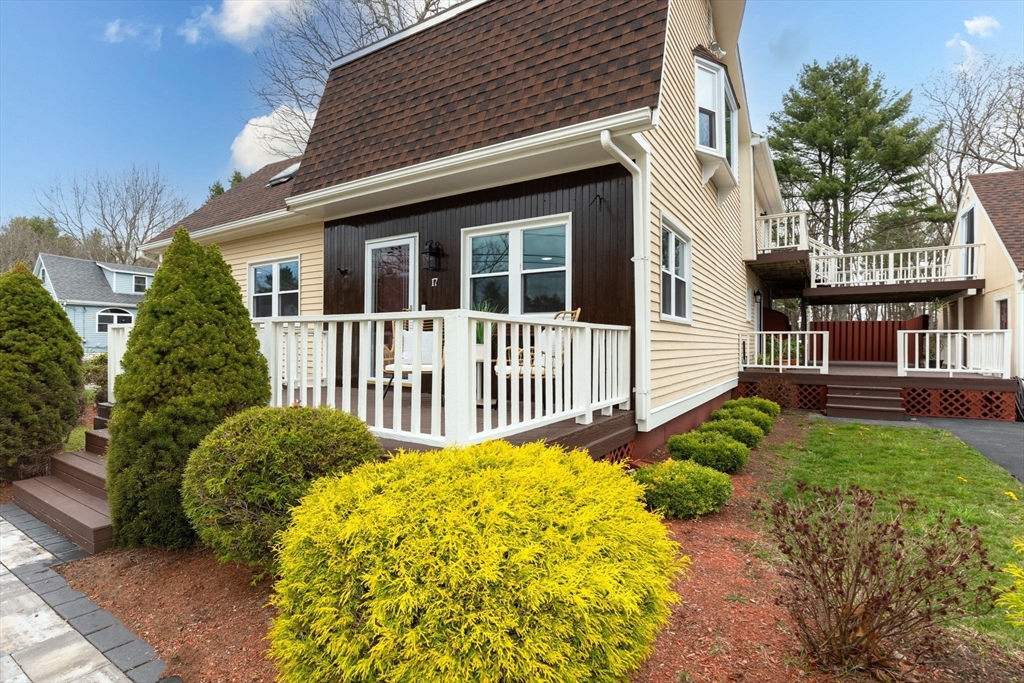 17 Weaver St