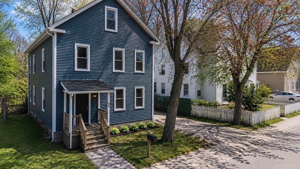 65 Oak Street