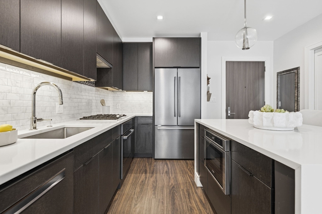 99 Sumner St 101