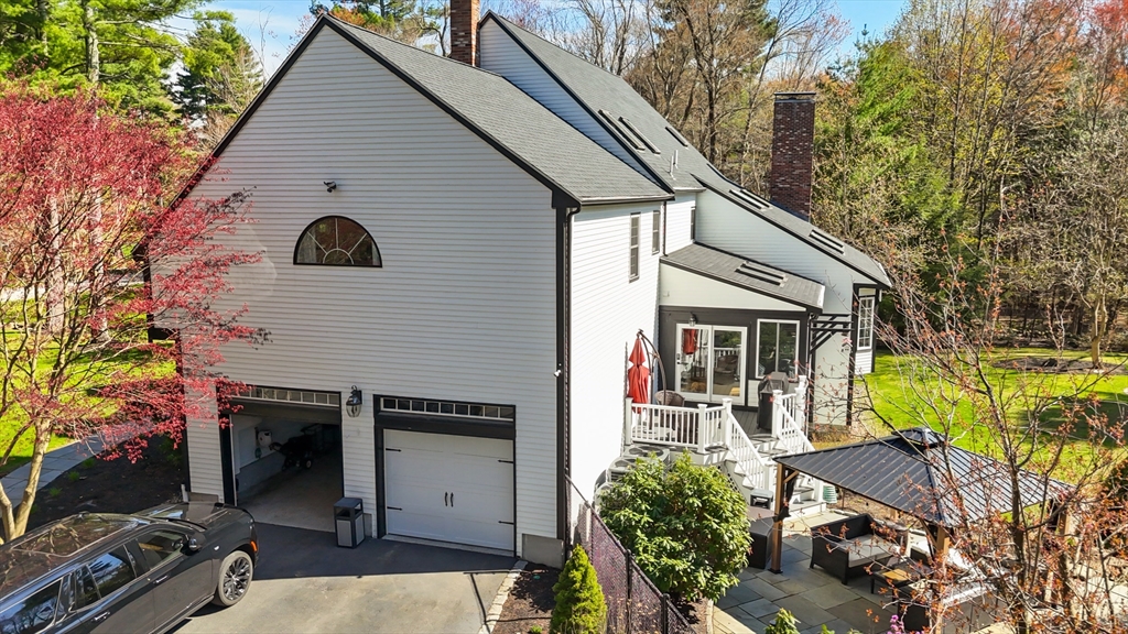 27 Bogastow Circle
