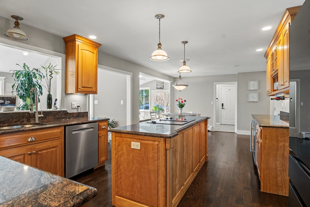 27 Bogastow Circle