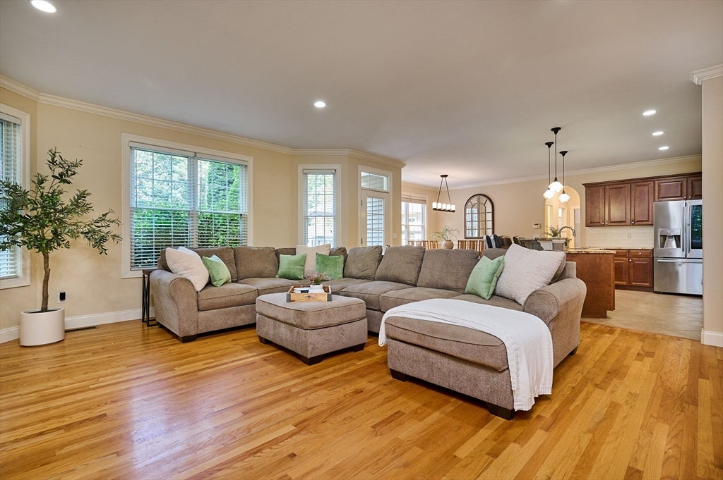 2 Kevin Dr, Southampton, MA, 2 Kevin Dr, Southampton, MA Photo #6