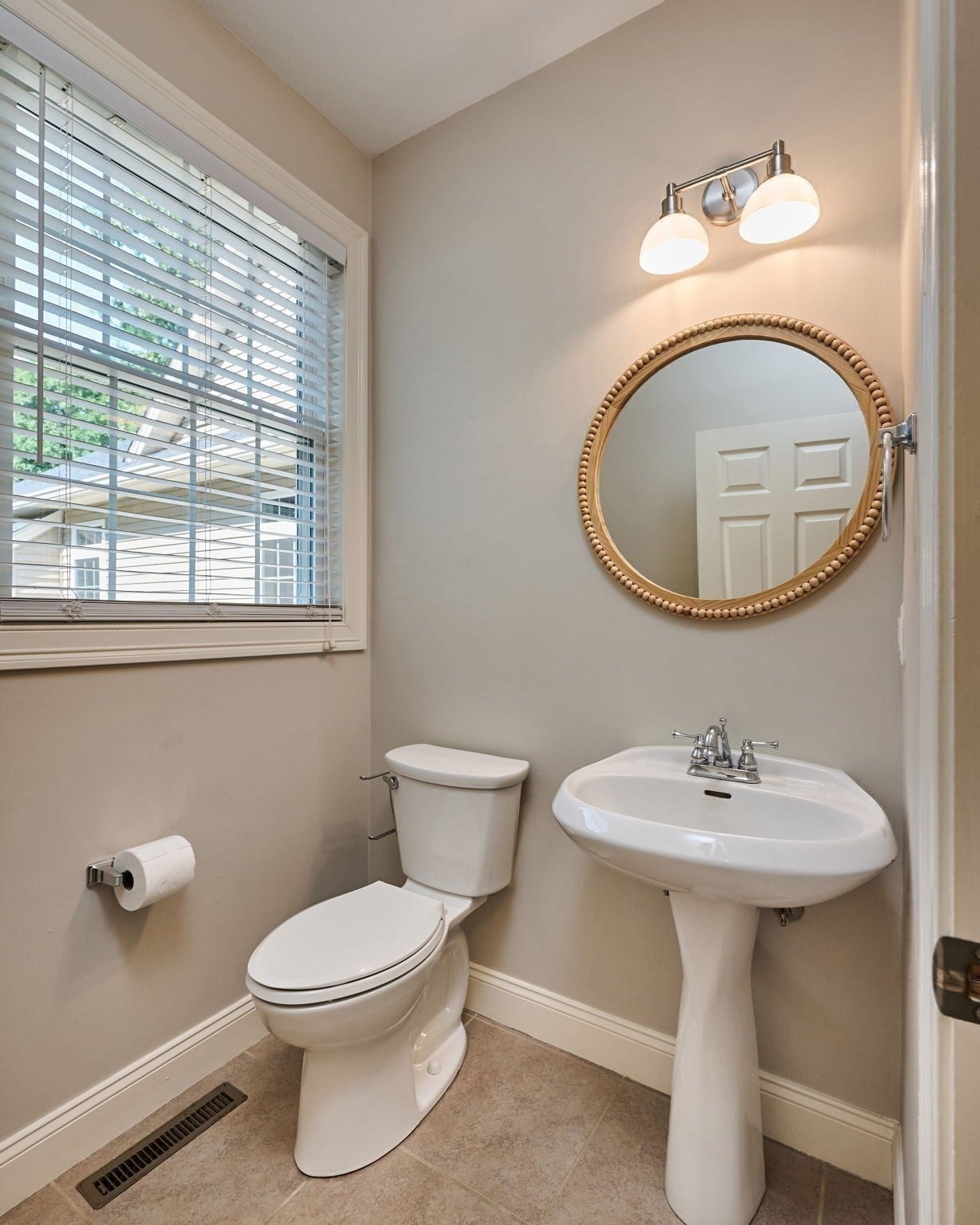 2 Kevin Dr, Southampton, MA, 2 Kevin Dr, Southampton, MA Photo #25