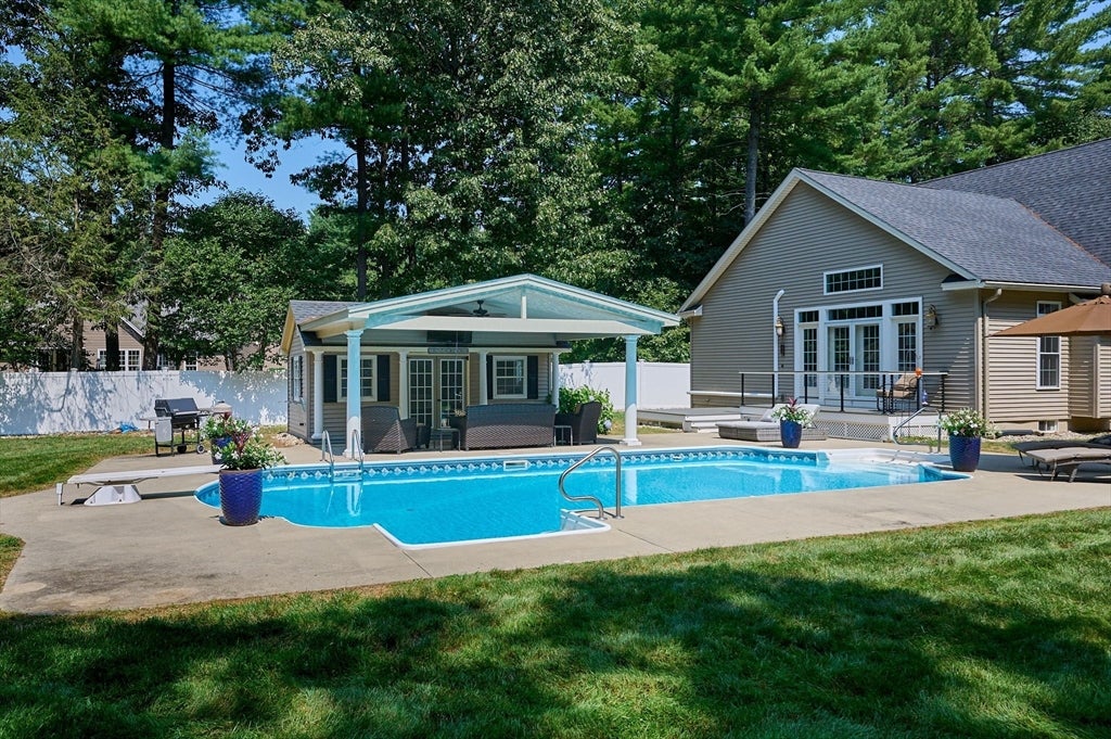 2 Kevin Dr, Southampton, MA, 2 Kevin Dr, Southampton, MA Photo #36