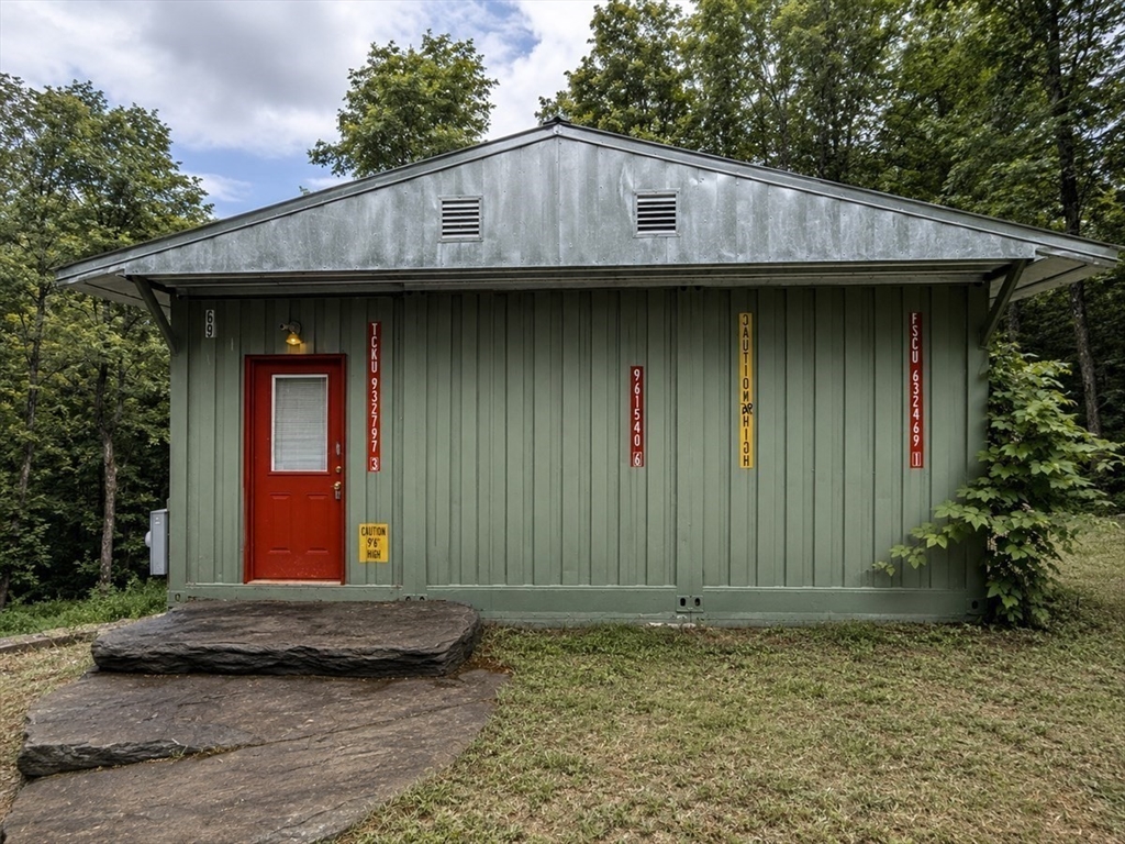 69 Cummington Rd
