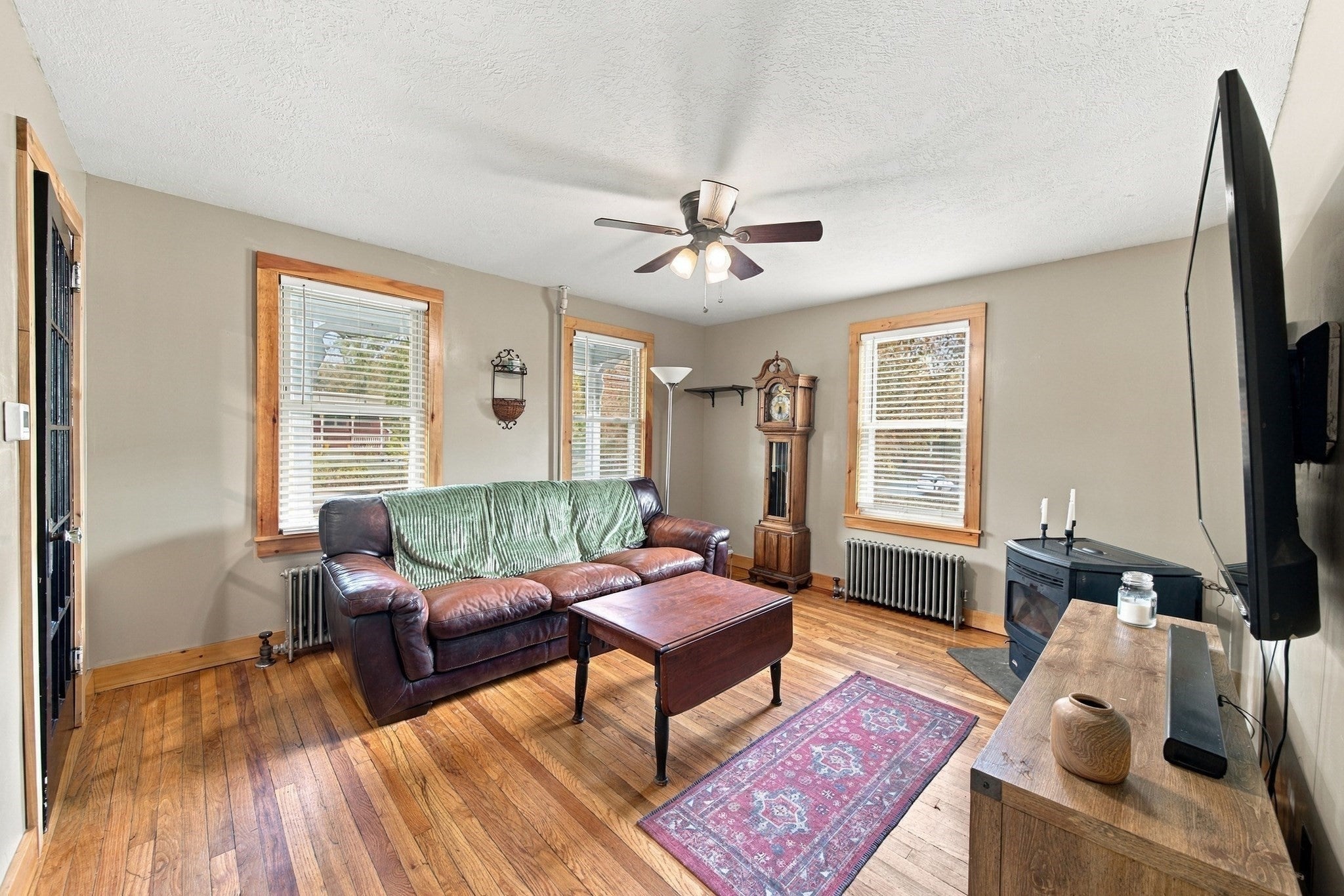82 Ryan Rd