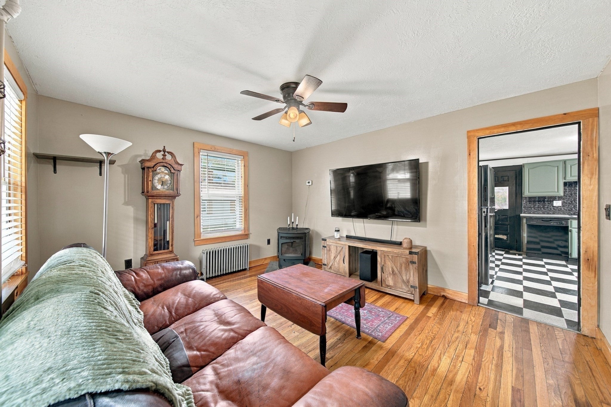 82 Ryan Rd