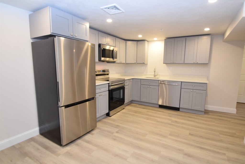 909 North Street #A, Randolph, MA, 909 North Street #A, Randolph, MA Photo #5