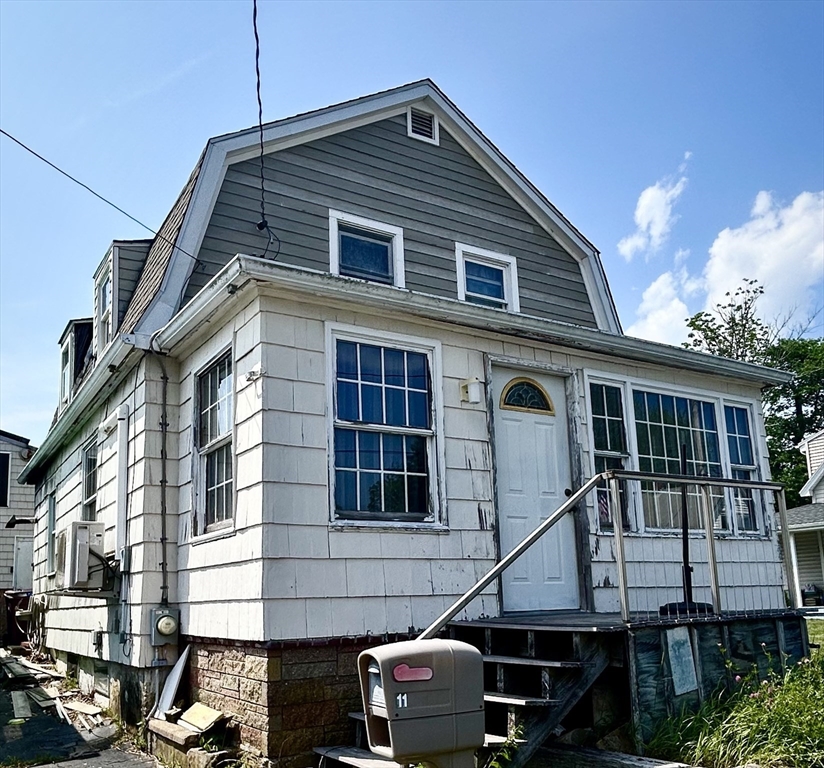 11 Boylston St
