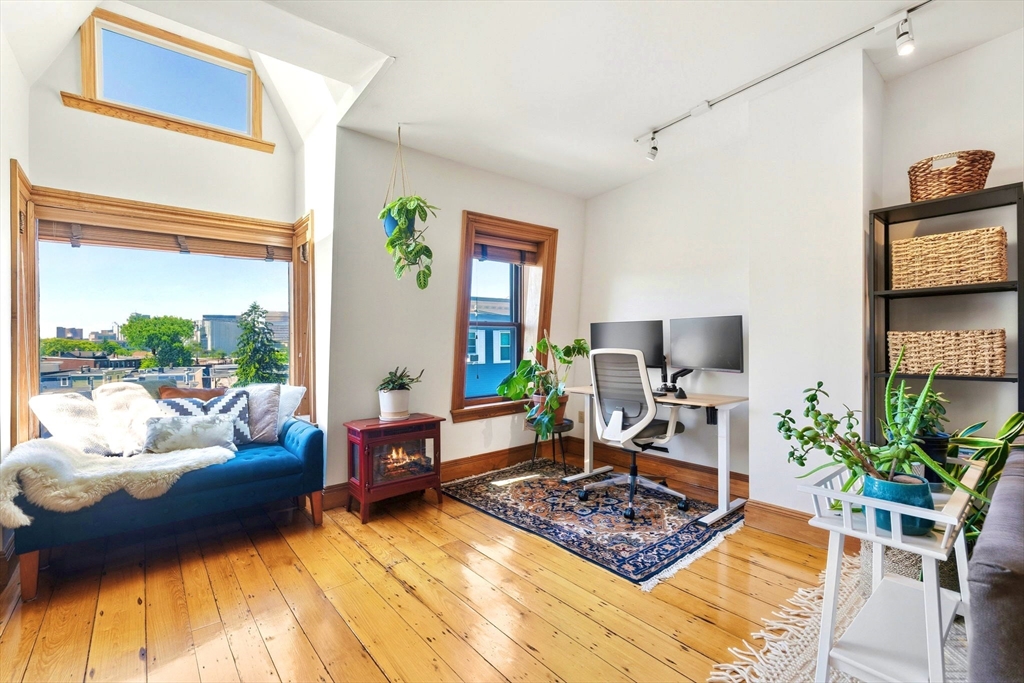 43 Russell St 3
