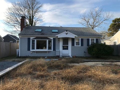 Photo of 15 Mayflower Road, Yarmouth, MA 02673 (MLS # 73454679)
