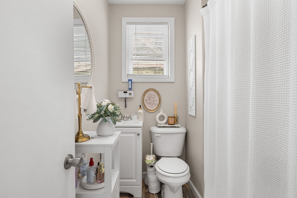 95 Flint St, Fall River, MA, 95 Flint St, Fall River, MA Photo #16