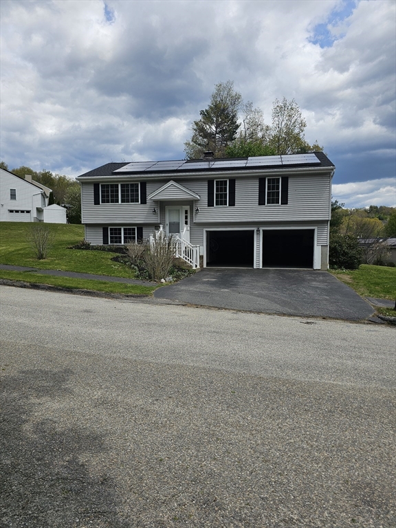 14 Pinewood Lane