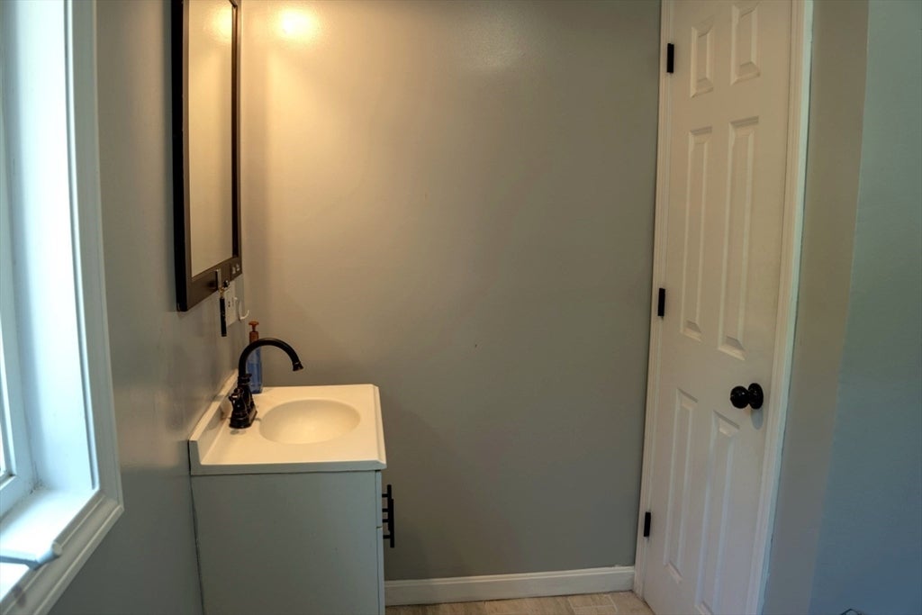 1388 Bay St, Springfield, MA, 1388 Bay St, Springfield, MA Photo #28