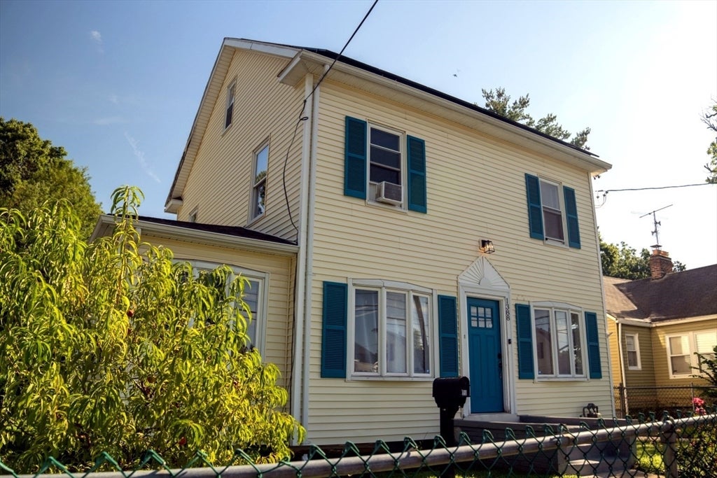 1388 Bay St, Springfield, MA, 1388 Bay St, Springfield, MA Photo #3