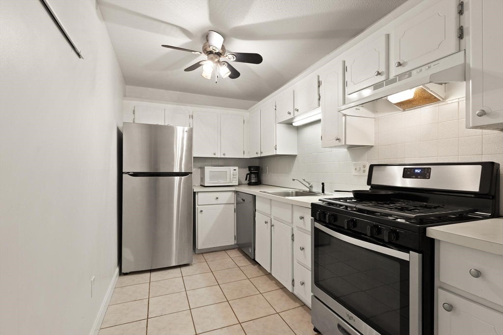 7 Greenbriar Drive #207, North Reading, MA, 7 Greenbriar Drive #207, North Reading, MA Photo #11