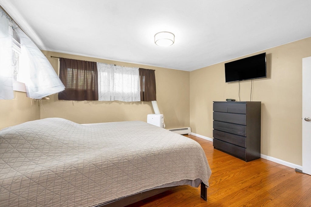 8 Albion St, Methuen, MA, 8 Albion St, Methuen, MA Photo #16