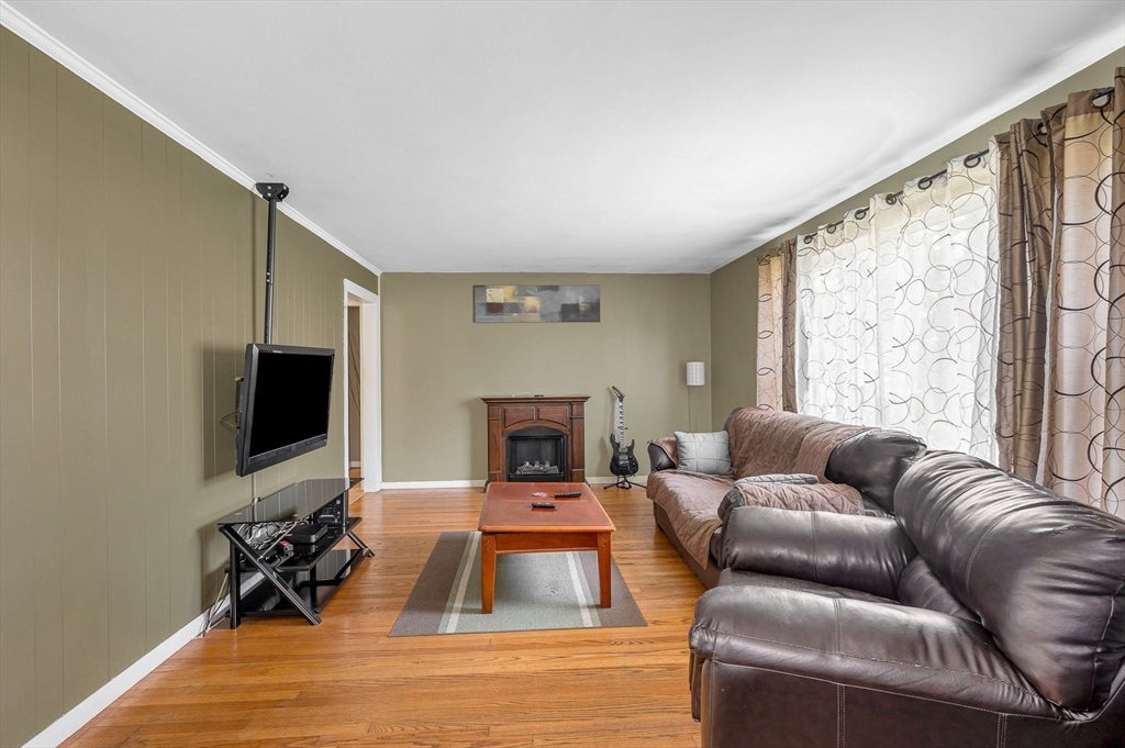 8 Albion St, Methuen, MA, 8 Albion St, Methuen, MA Photo #9