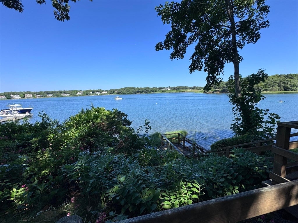 33 Horsefoot Rd, Dennis, MA, 33 Horsefoot Rd, Dennis, MA Photo #9