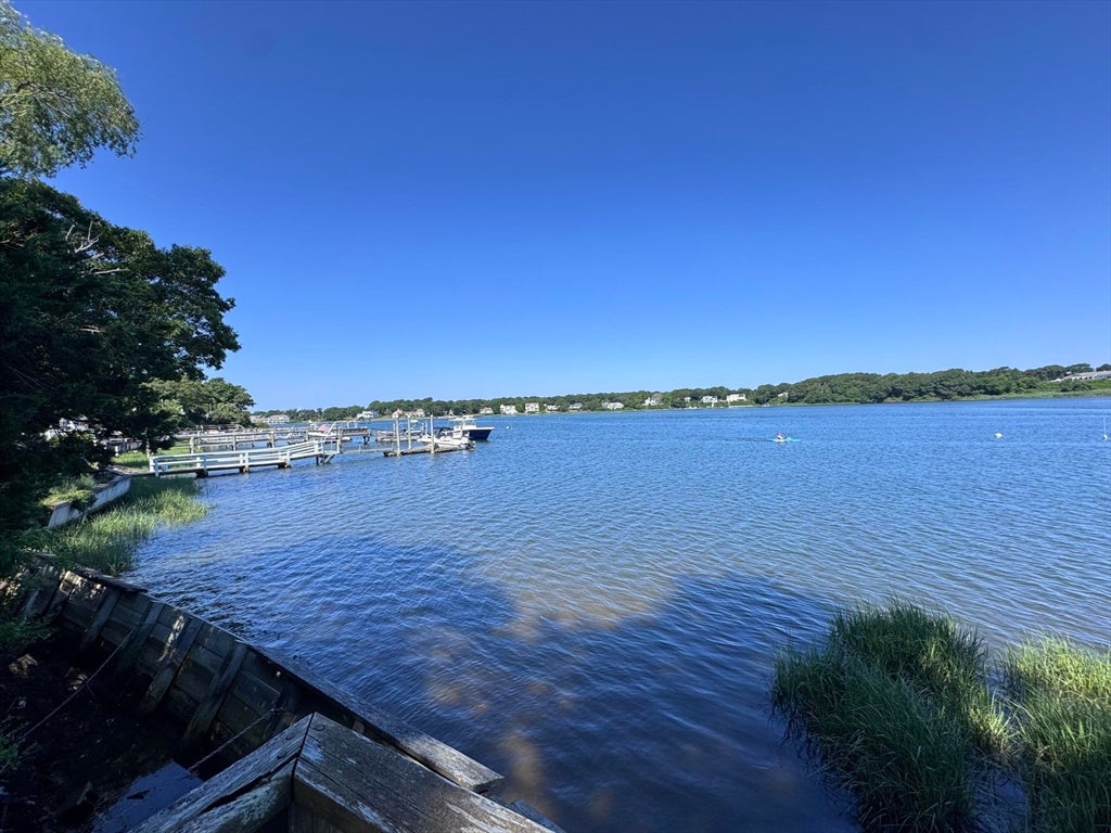 33 Horsefoot Rd, Dennis, MA, 33 Horsefoot Rd, Dennis, MA Photo #5