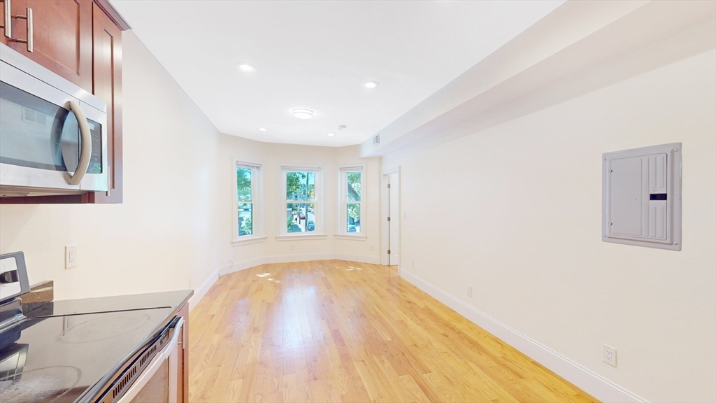 79 Brighton Ave 2