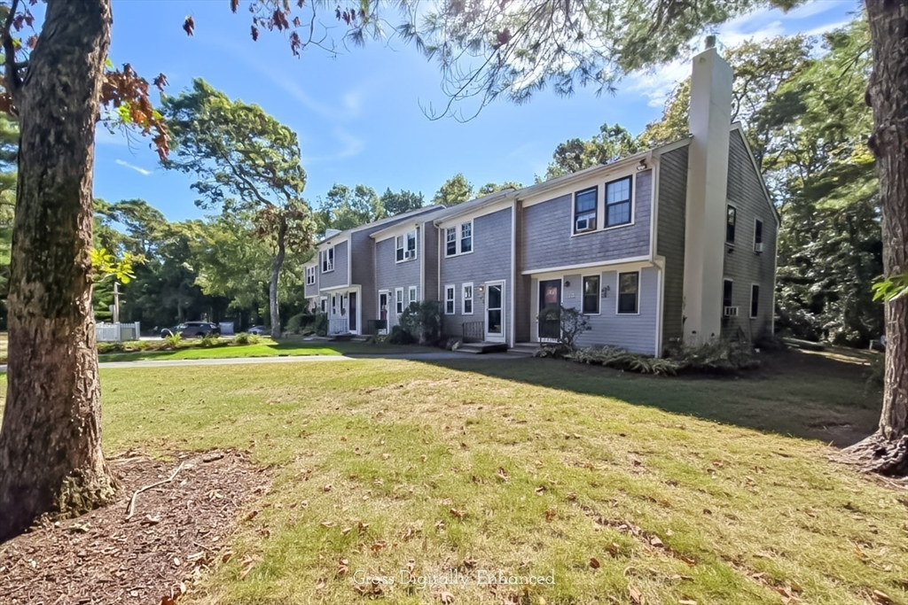 300 Falmouth Rd 18E