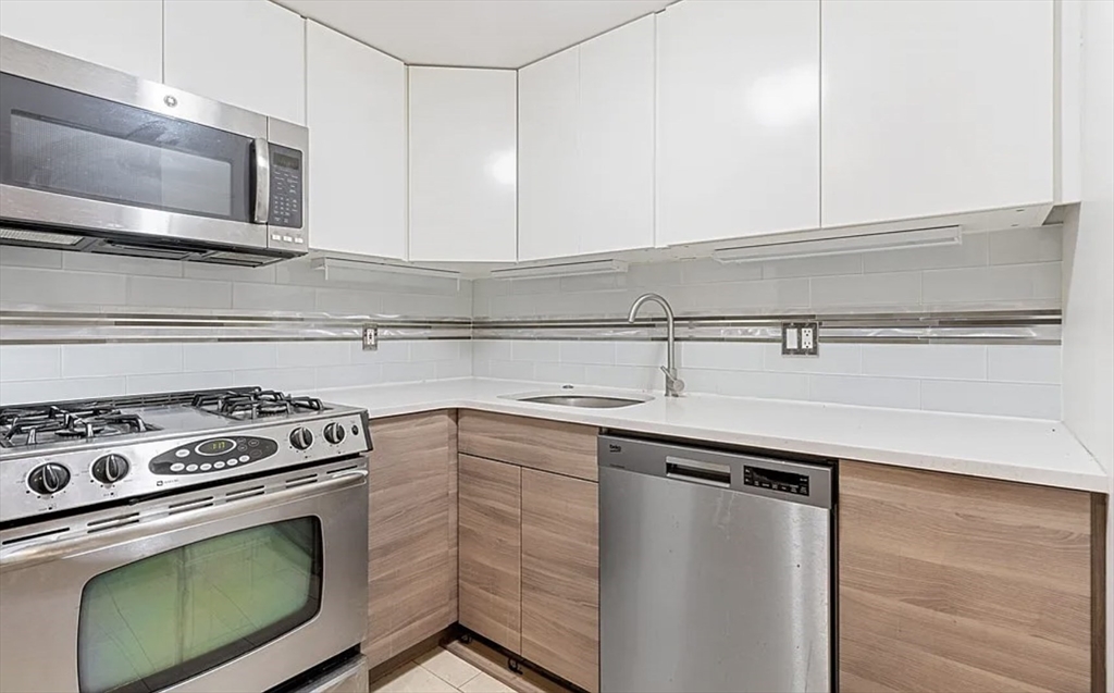 170 Tremont St 905