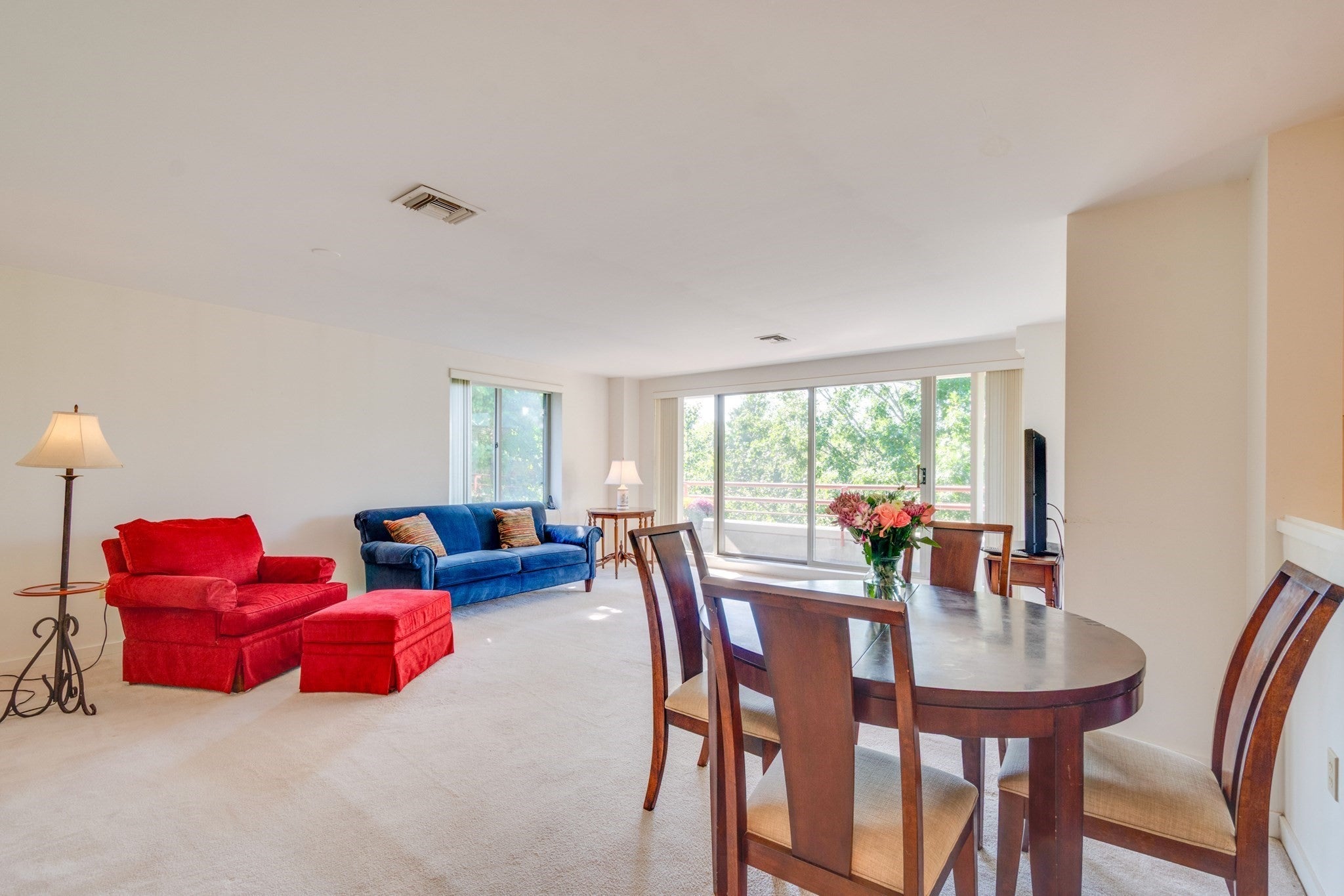 183 Oak Street 308