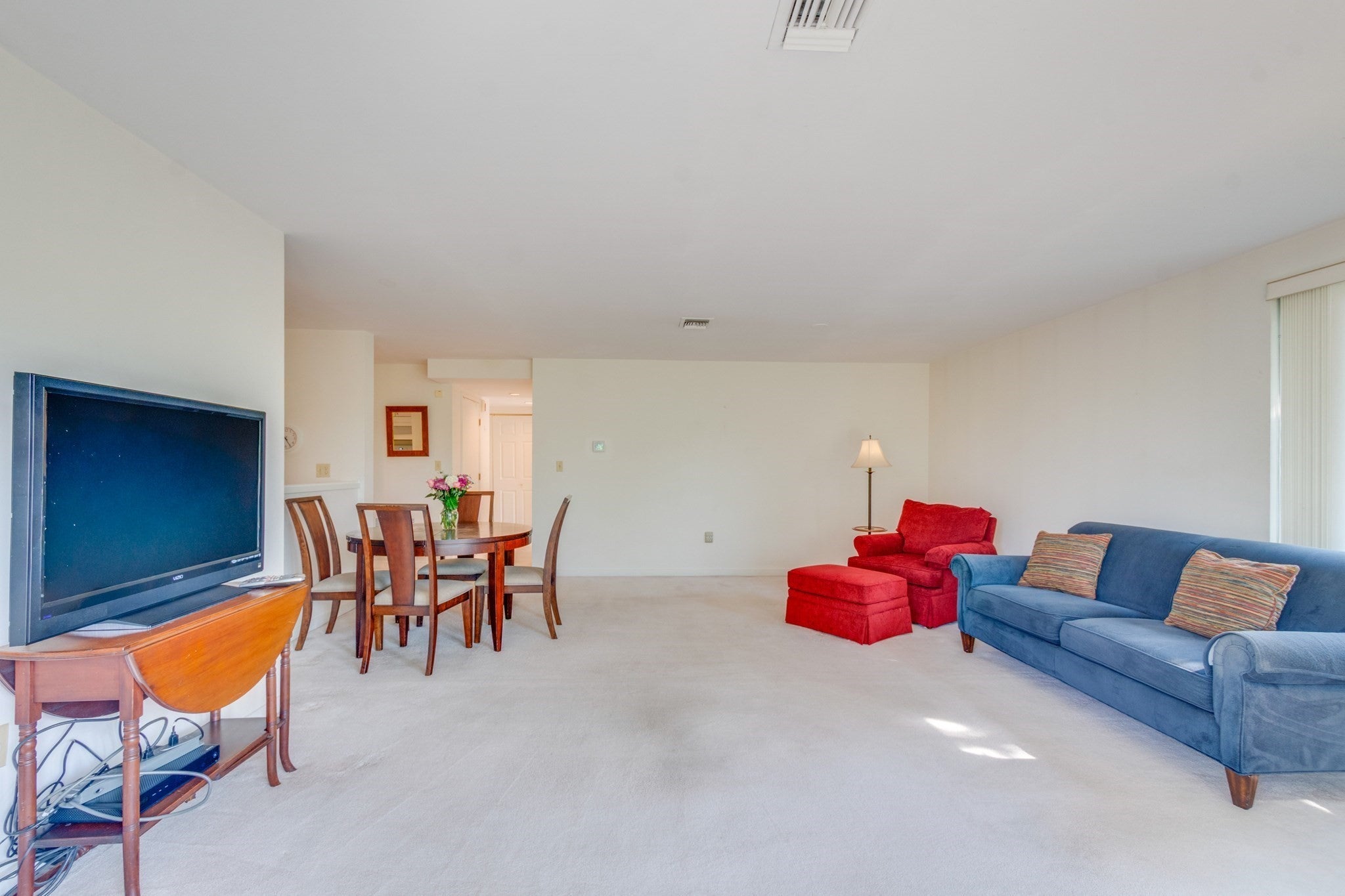 183 Oak Street 308