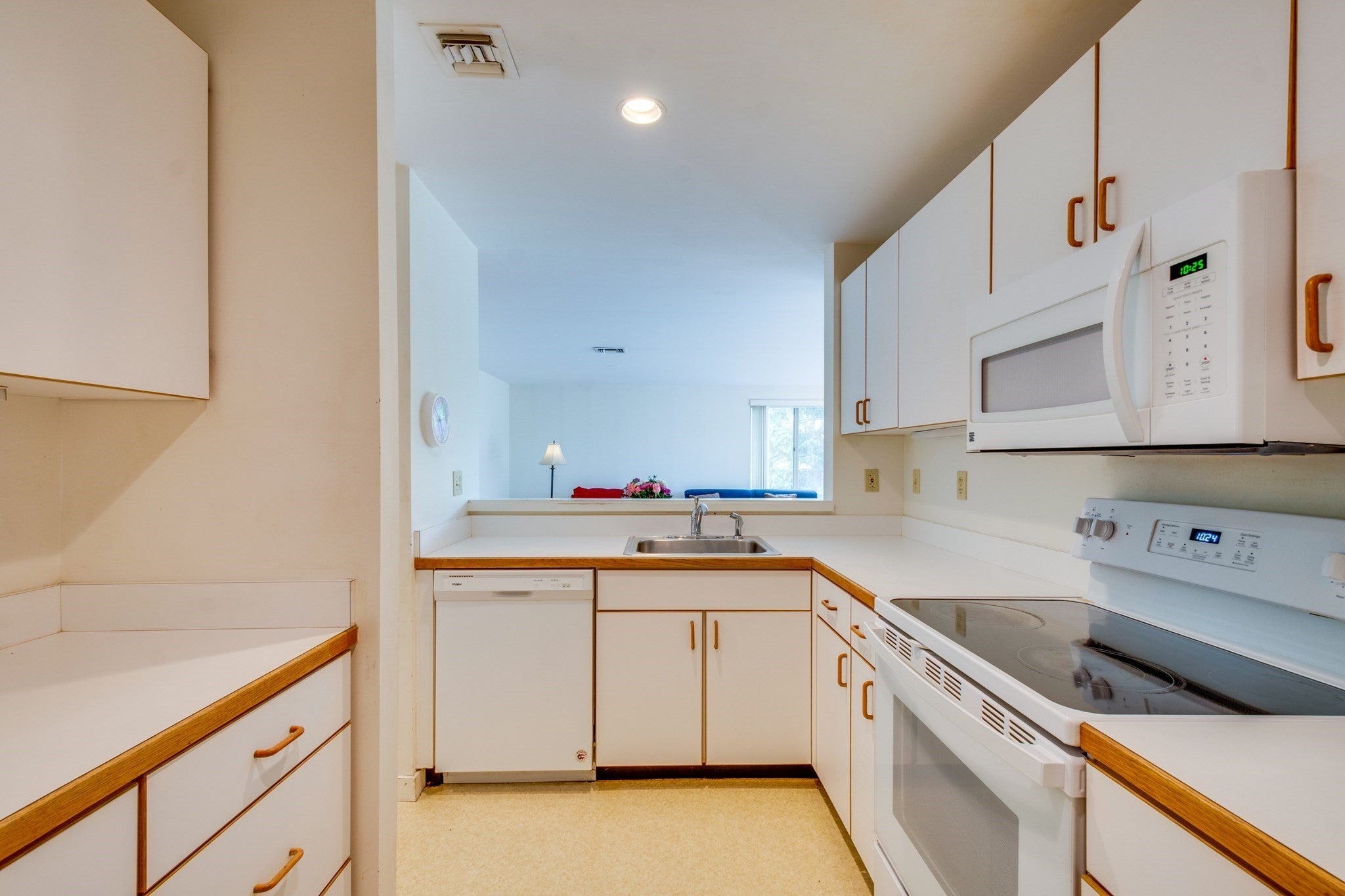 183 Oak Street #308, Newton, MA, 183 Oak Street #308, Newton, MA Photo #11