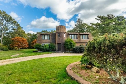 11 Ranch Rd Falmouth MA 02536