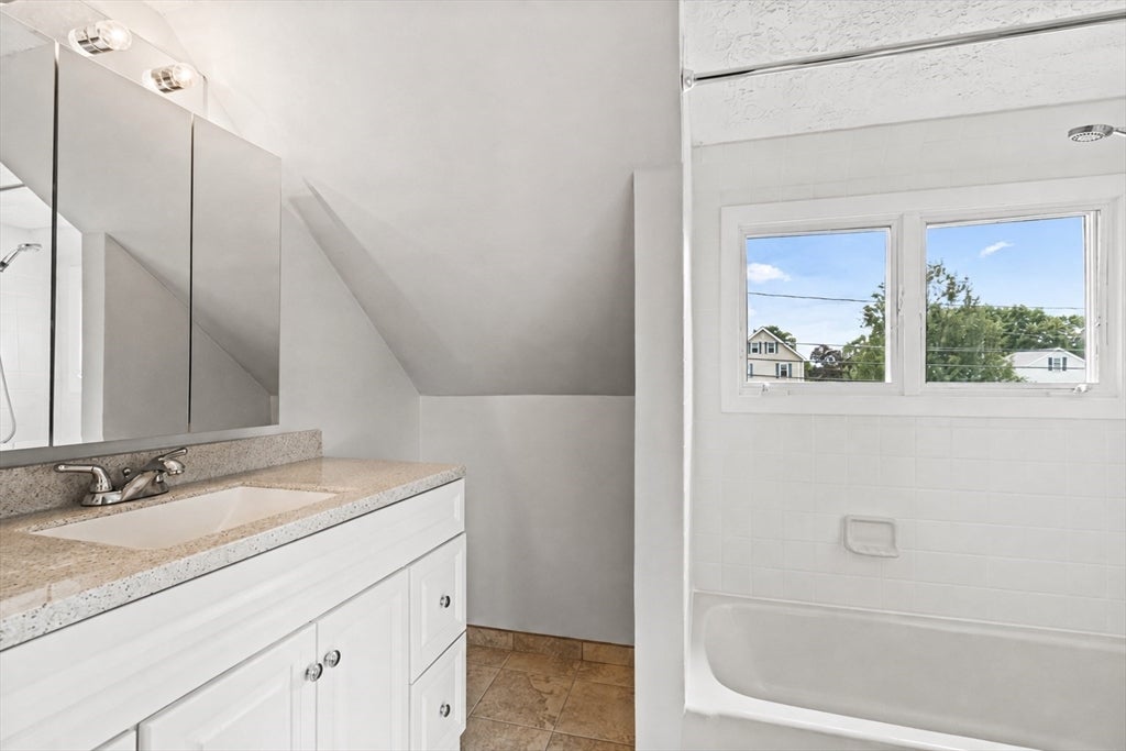 9 Lawrence St #1, Woburn, MA, 9 Lawrence St #1, Woburn, MA Photo #19