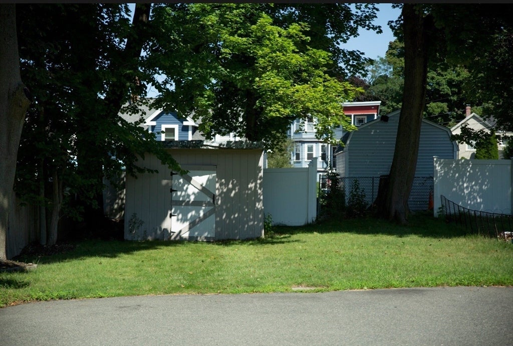 9 Lawrence St #1, Woburn, MA, 9 Lawrence St #1, Woburn, MA Photo #41