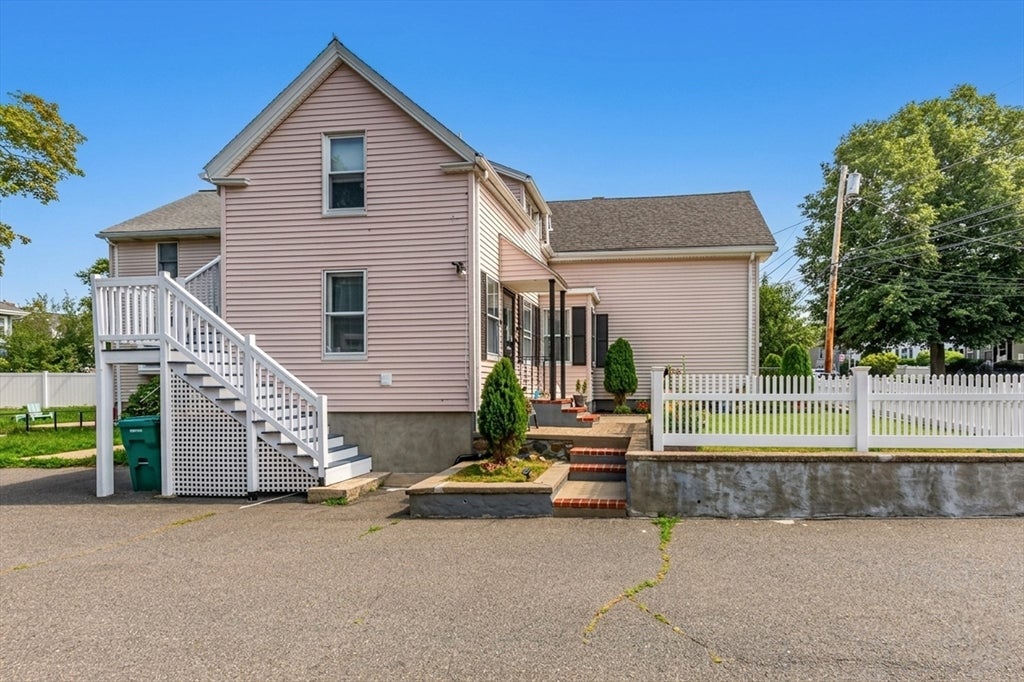 9 Lawrence St #1, Woburn, MA, 9 Lawrence St #1, Woburn, MA Photo #37