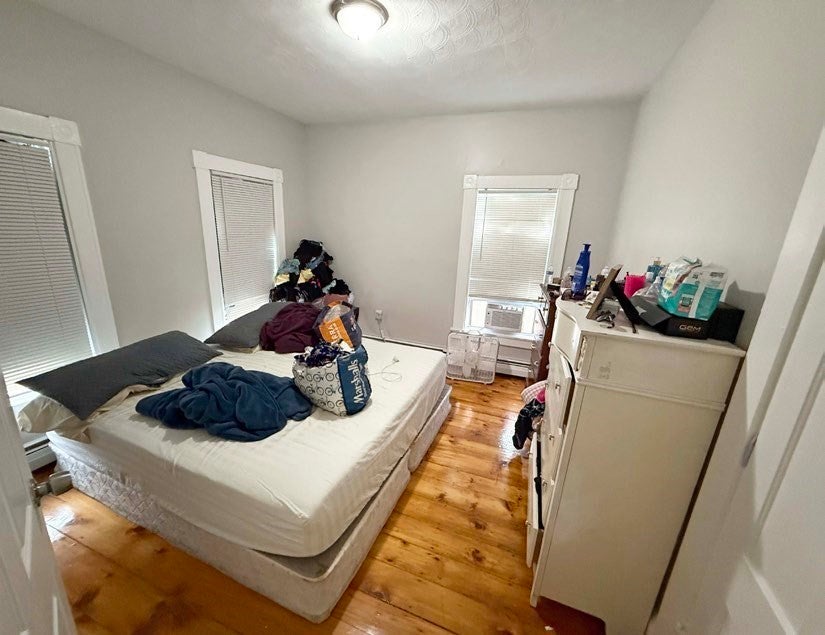 12 Columbus Ave, Lowell, MA Photo #8