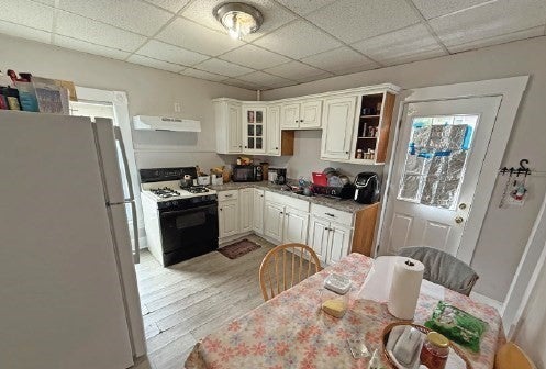 12 Columbus Ave, Lowell, MA Photo #11