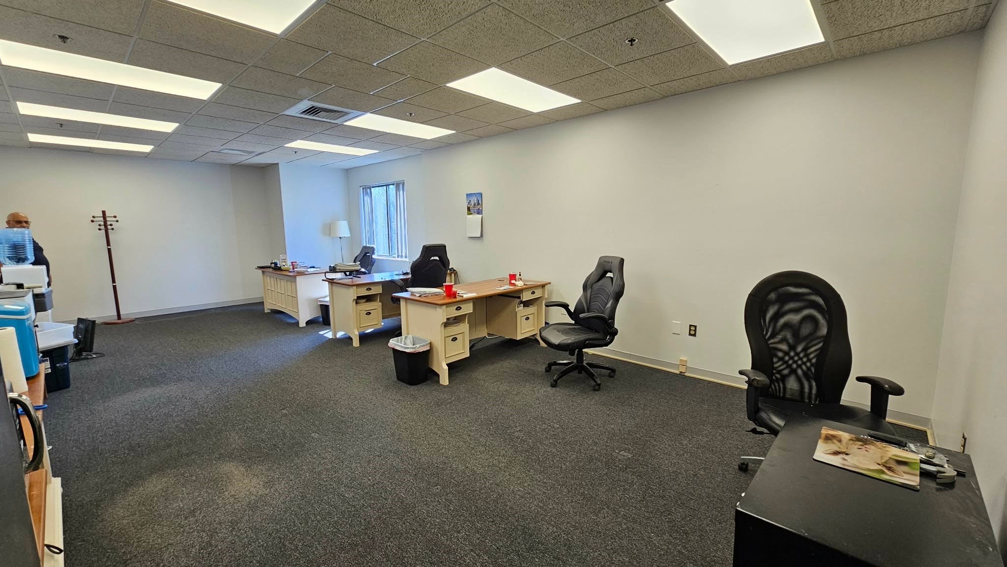 190 Front St 203