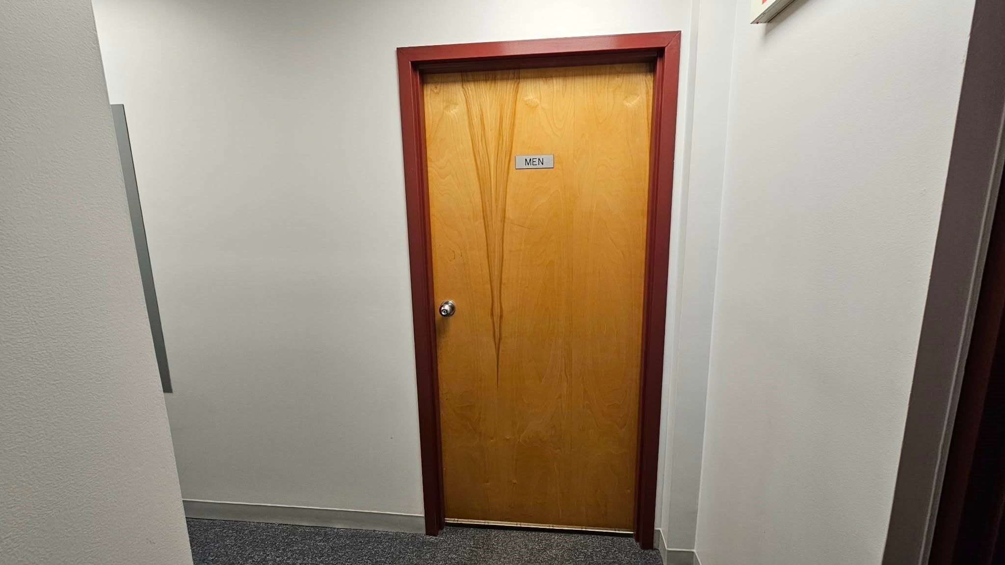 190 Front St 203