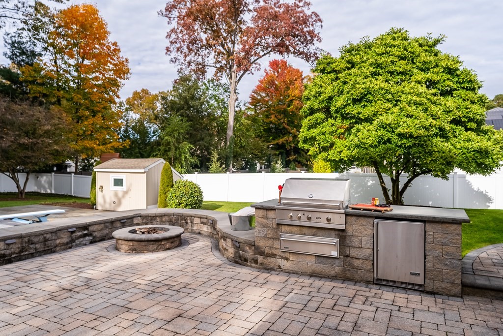 186 Tanglewood Drive, Longmeadow, MA Photo #7