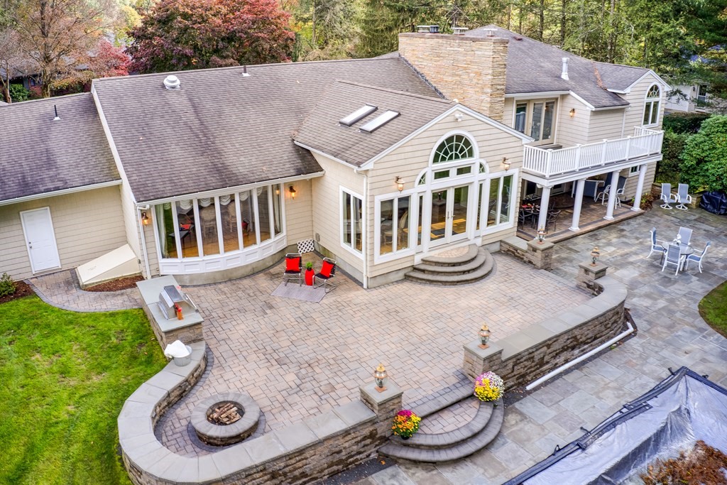 186 Tanglewood Drive, Longmeadow, MA Photo #6