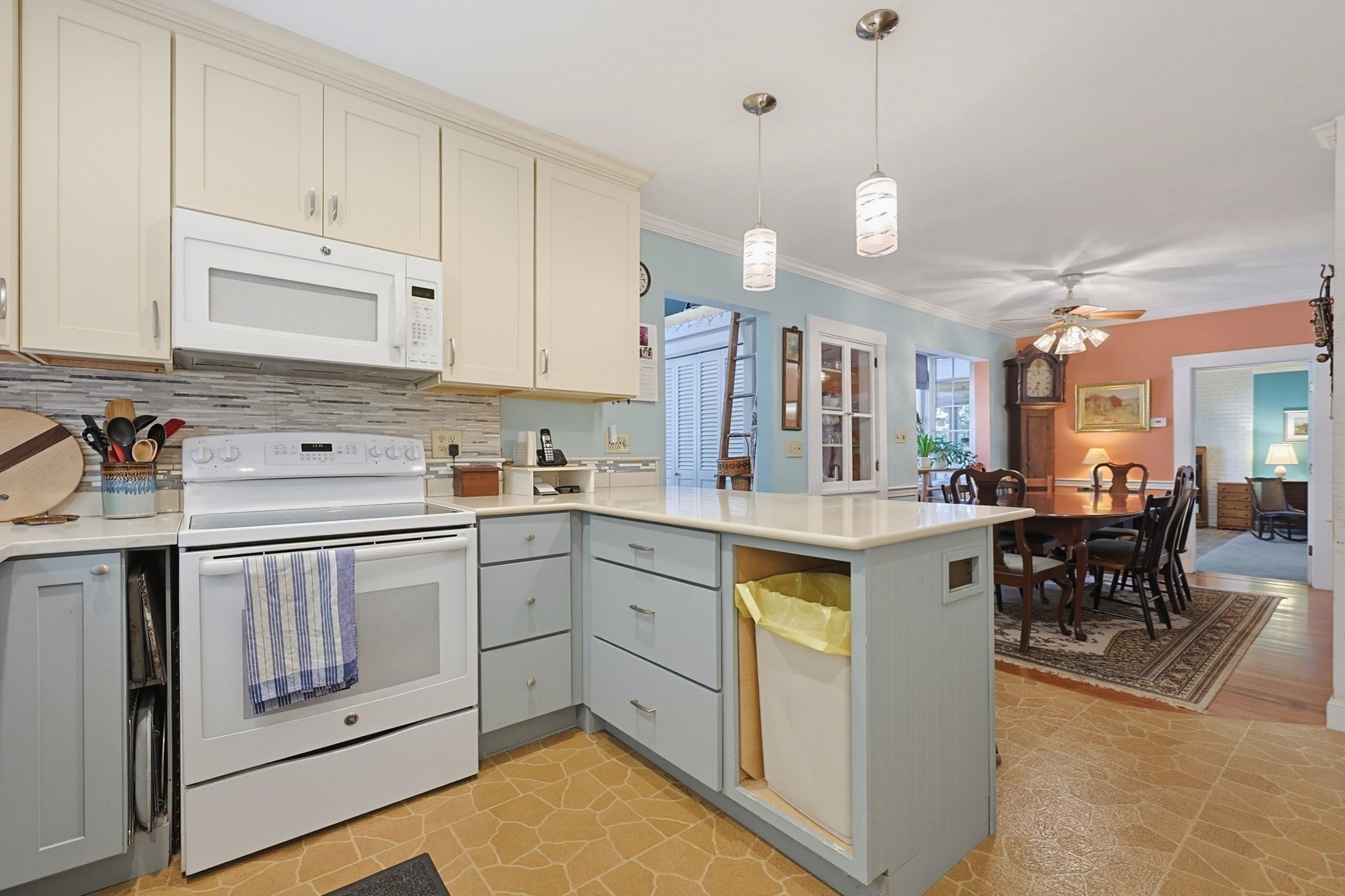 1327 South St, Needham, MA Photo #11