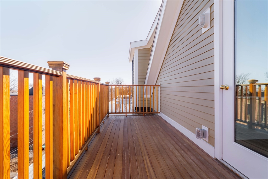 Boston, Massachusetts 02119, United States, 2 Bedrooms Bedrooms, ,2 BathroomsBathrooms,Residential,Pending,105798