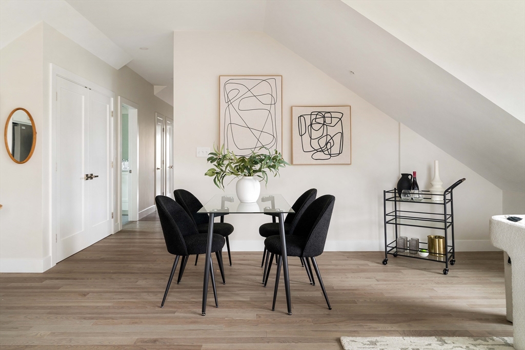 Boston, Massachusetts 02119, United States, 2 Bedrooms Bedrooms, ,2 BathroomsBathrooms,Residential,Pending,105798