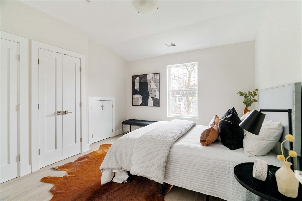 Boston, Massachusetts 02119, United States, 2 Bedrooms Bedrooms, ,2 BathroomsBathrooms,Residential,Pending,105798