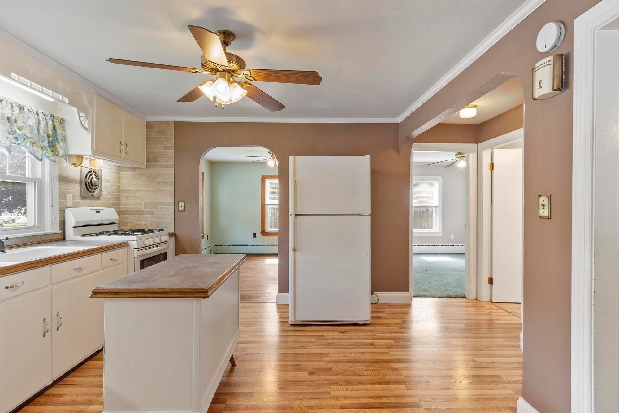 173 Tenth St, Leominster, MA, 173 Tenth St, Leominster, MA Photo #10