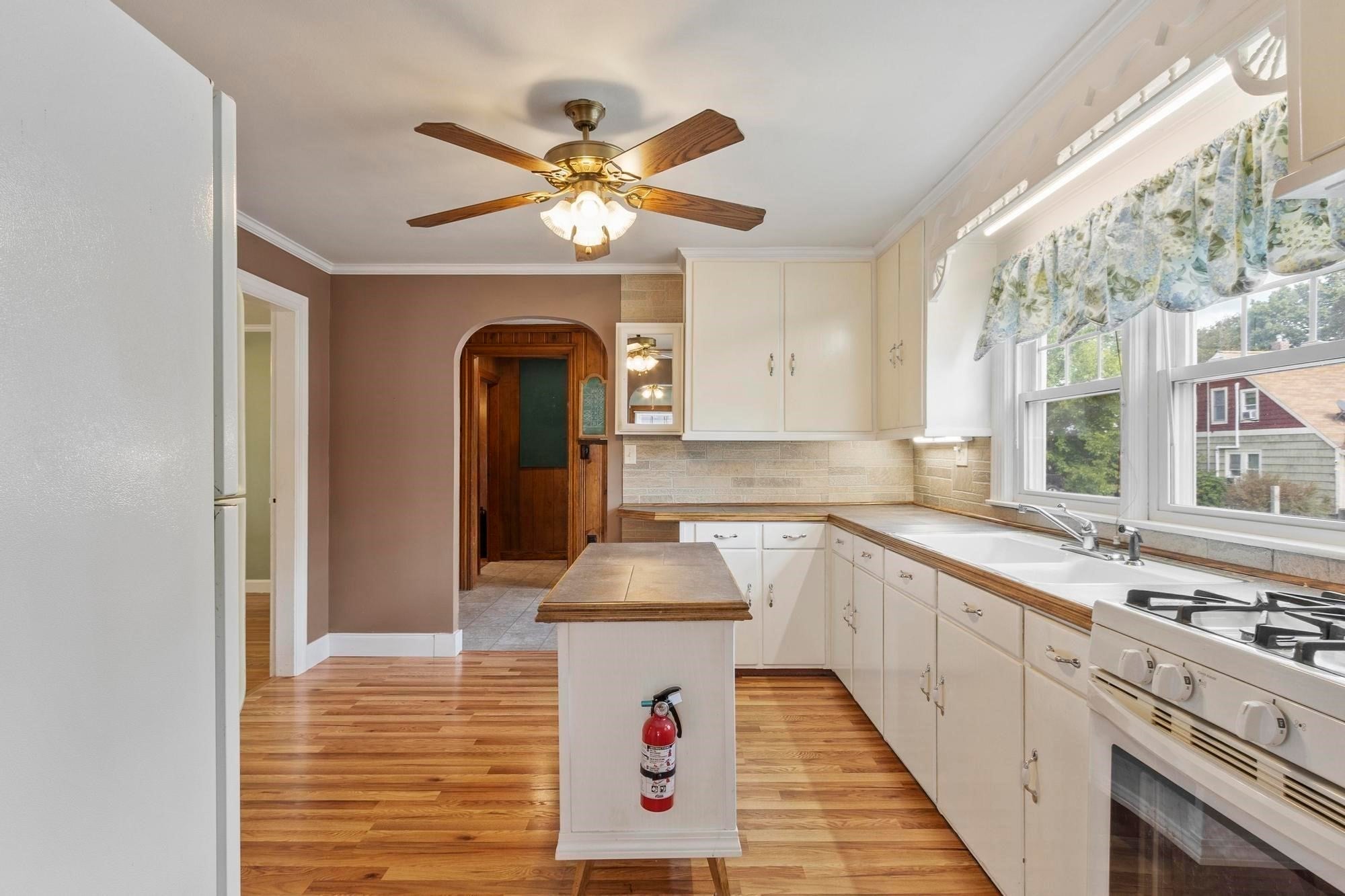 173 Tenth St, Leominster, MA, 173 Tenth St, Leominster, MA Photo #11