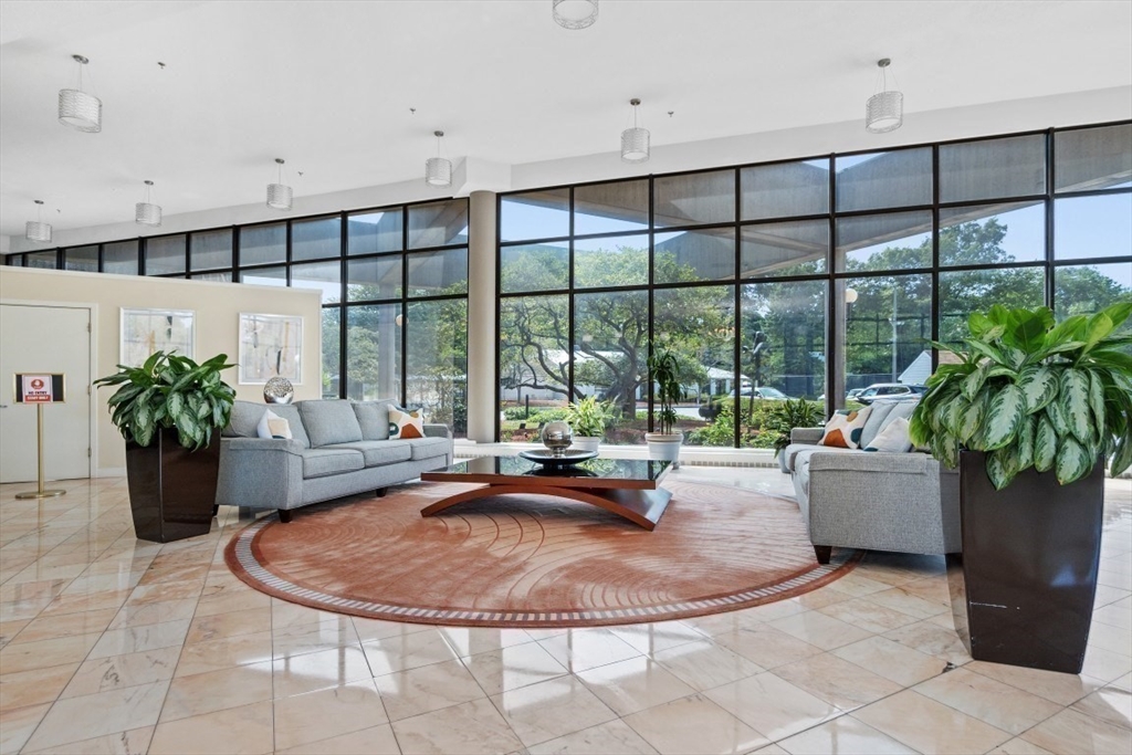 250 Hammond Pond Parkway 514N