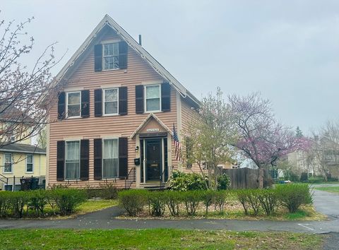 Photo of 25 King Street, Westfield, MA 01085 (MLS # 73508054)